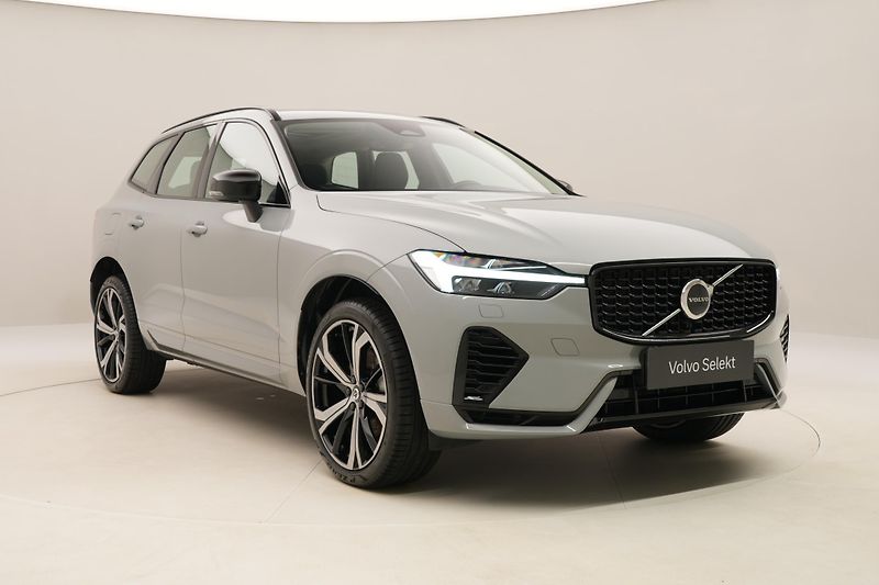 Volvo XC60 T8 AWD RECHARGE DARK ULTRA CZ - fotka 15 z 63
