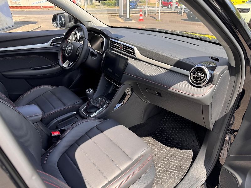MG ZS (2024) 1,0 TGI (111k) 6MT Elegance - fotka 16 z 45