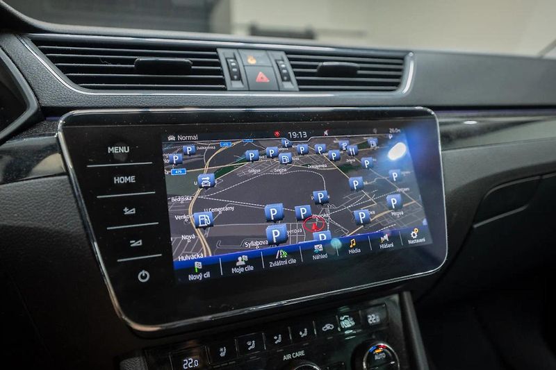 Škoda Superb 2.0 TDI 110 kW L&K - fotka 13 z 36