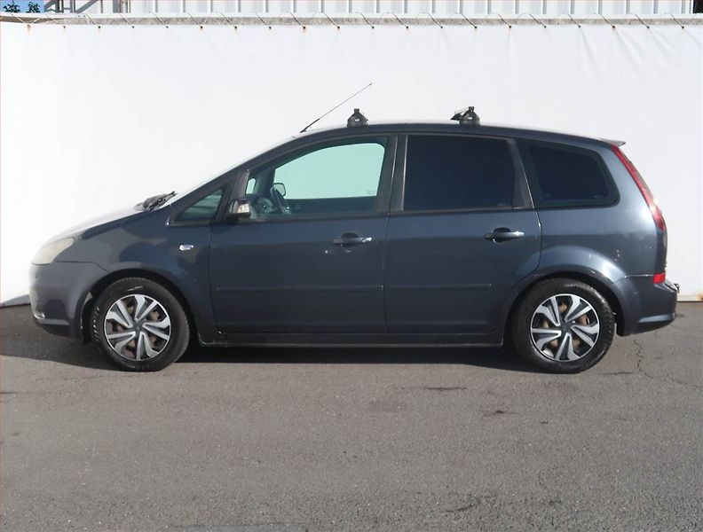 Ford C-MAX (2008) Ghia 1.6 TDCi, Tažné, Klima - fotka 3 z 17
