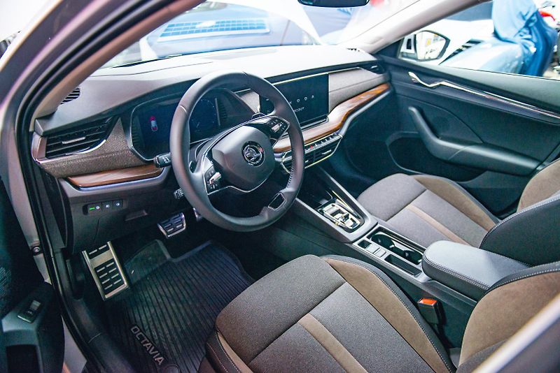 Škoda Octavia (2024) SCOUT 2,0Tdi 147kw-4x4 Panoram - fotka 4 z 36