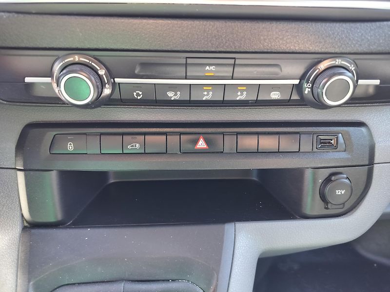 Opel Vivaro 2.0 CDTi, L2, klima - fotka 17 z 25