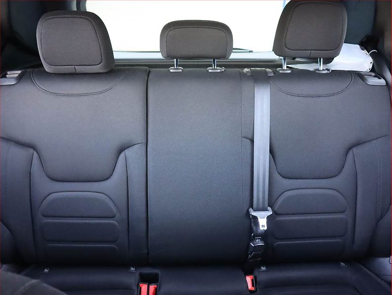 Jeep Renegade (2015) 2.0 MultiJet, 4X4, Automat - fotka 10 z 21