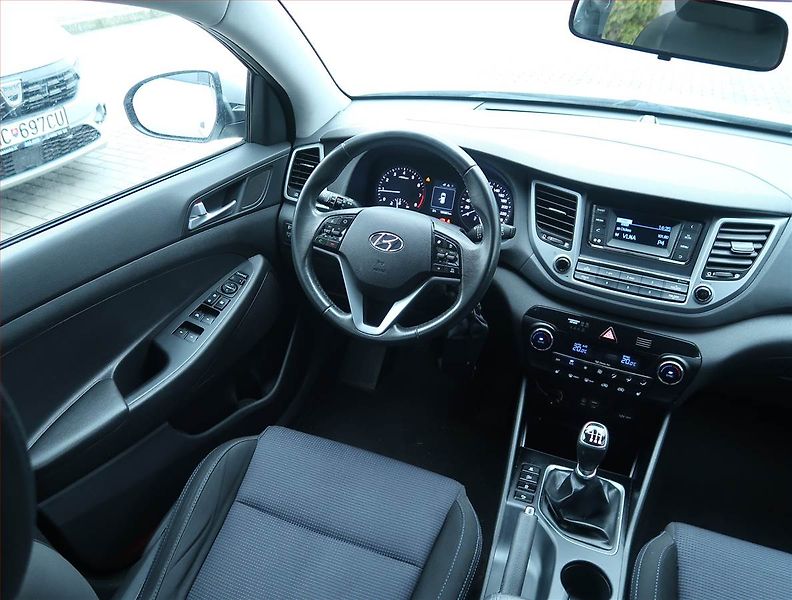 Hyundai Tucson (2015) 1.6 GDI, Serv.kniha, Tempomat - fotka 7 z 17