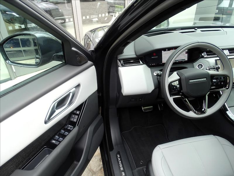 Land Rover Range Rover Velar 3,0 D300 DYNAMIC SE AWD - fotka 7 z 30