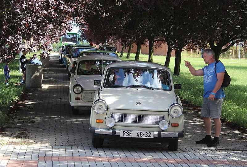 Řecký Trabant 1.1 limusine je v Česku unikátní.