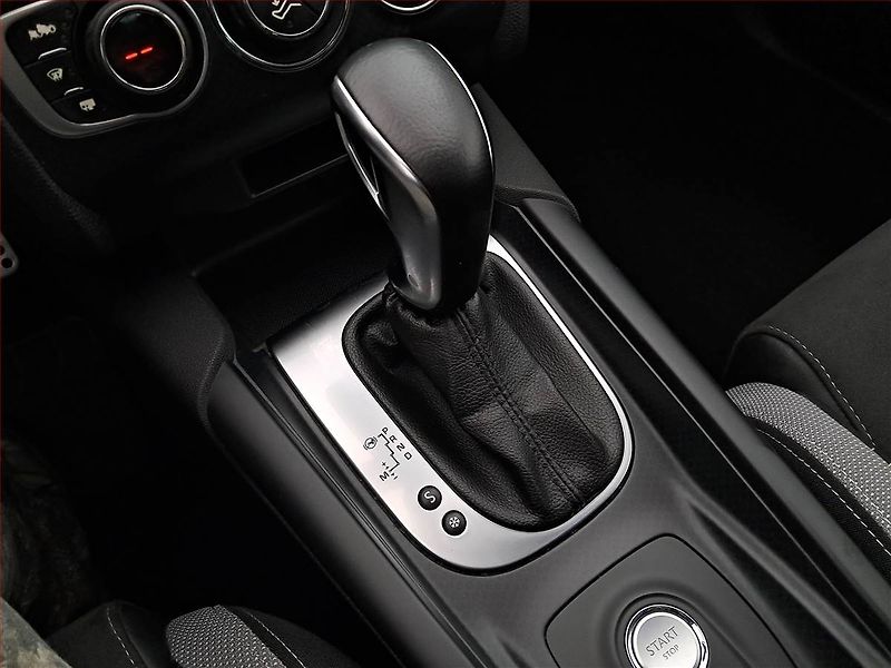 DS Automobiles DS4 (2016) 1.6 BlueHDi, Automat - fotka 17 z 20