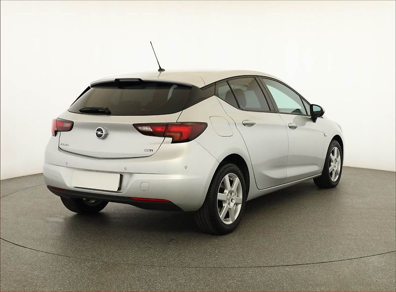 Opel Astra (2016) 1.6 CDTI, Serv.kniha, Tempomat - fotka 5 z 19