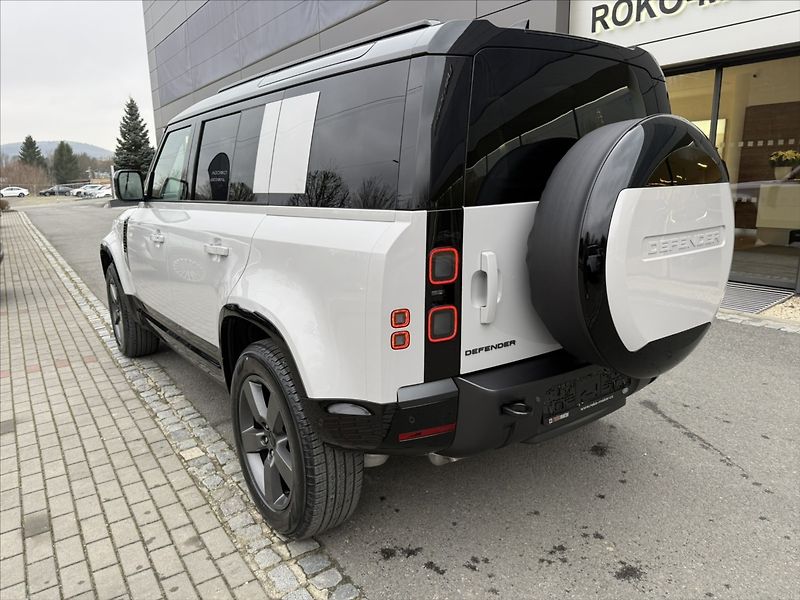 Land Rover Defender 3,0 X-DYNAMIC SE D250 - fotka 9 z 29