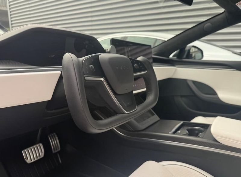 Tesla Model S Plaid AWD FSD Tažné Bílý in.  - fotka 17 z 28