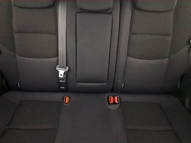 Hyundai i30 (2012) 1.6 CVVT, LPG, po STK, Tažné - fotka 10 z 15