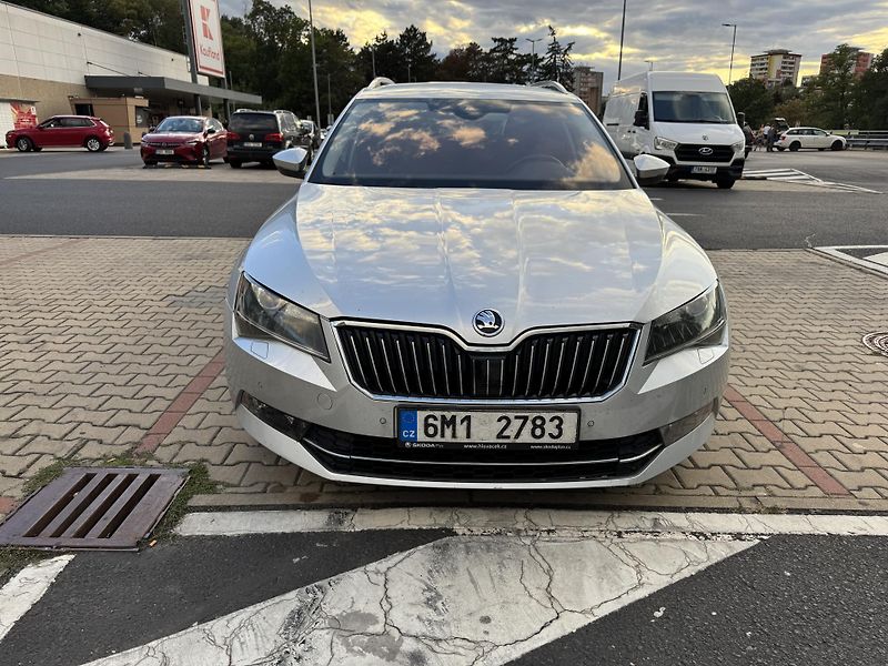 Škoda Superb (2016) 2.0 TDI, 4x4, DSG, TAŽNÉ - fotka 8 z 25
