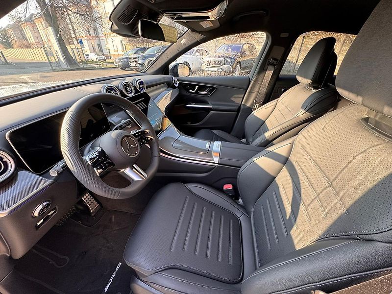 Mercedes-Benz GLC (2026) 220 d 4MATIC kupé - fotka 10 z 23