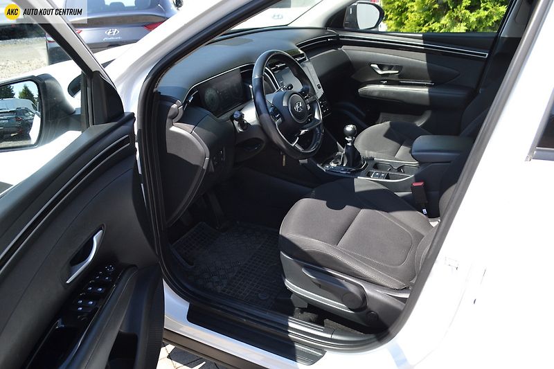 Hyundai Tucson 1.6CRDi SMART - fotka 21 z 55