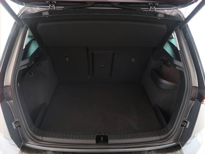 Škoda Karoq (2024) Ambition Plus 2.0 TDI - fotka 14 z 27