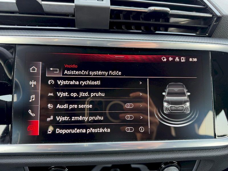 Audi Q3 (2023) 35 TFSI 110kW - fotka 18 z 35