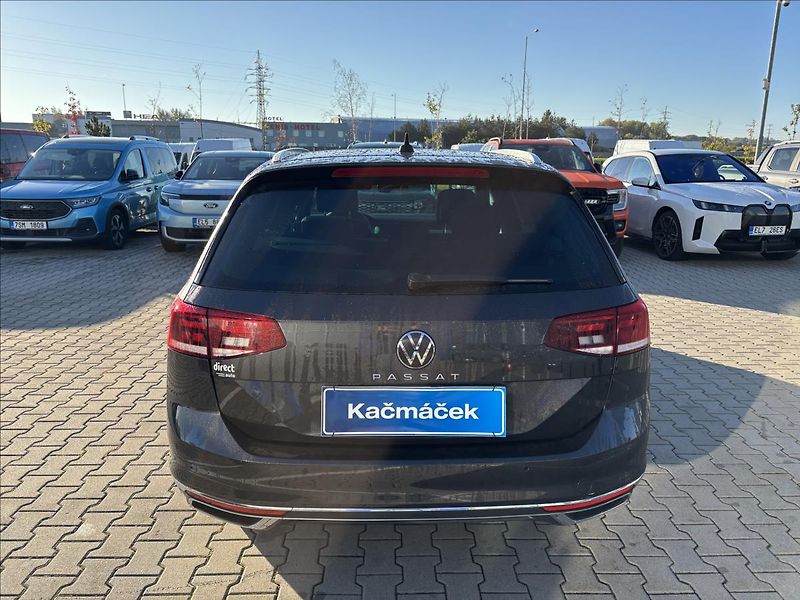 Volkswagen Passat 2,0 TDI 147kW Elegance DSG - fotka 3 z 46