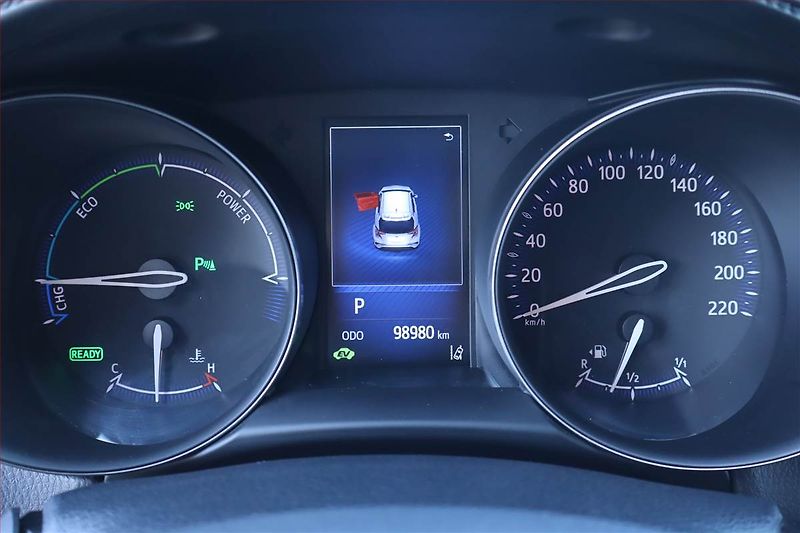 Toyota C-HR (2018) Selection 1.8 Hybrid, Automat - fotka 11 z 24