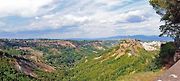Panorama údolí, ve kterém se Civita di Bagnoregio nachází.