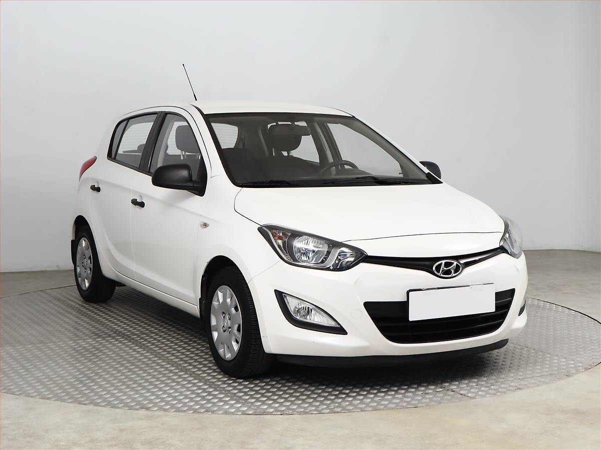 Hyundai i20 1.2, ČR,1.maj