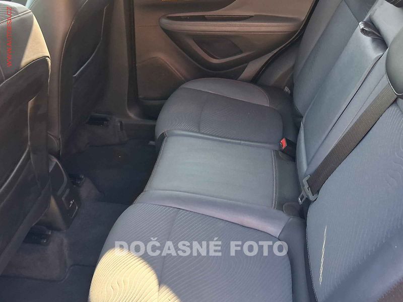 Opel Mokka (2013) 1.7 CDTi 4x4, ČR, AC, park - fotka 10 z 15