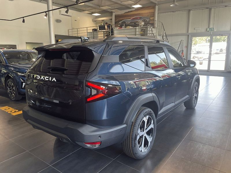 Dacia Bigster (2026) journey hybrid 155 - fotka 4 z 6