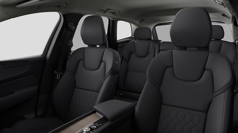 Volvo XC60 (2026) B5 AWD AUT BRIGHT PLUS  - fotka 9 z 11