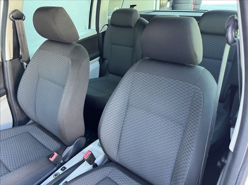 Škoda Roomster 1,2 TSI 63kW 1.maj. původ ČR - fotka 24 z 50