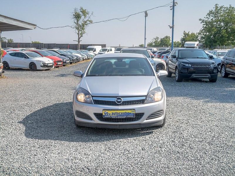 Opel Astra (2007) 1.4i 66KW KUPÉ – SERVISKA - fotka 2 z 40