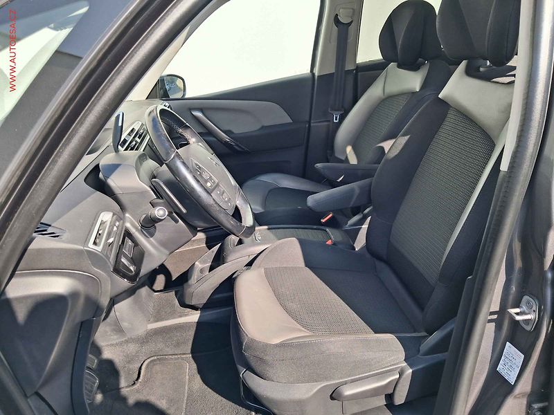 Citroën C4 SpaceTourer (2019) 1.5HDi, Shine, AT, TZ, panor - fotka 9 z 19
