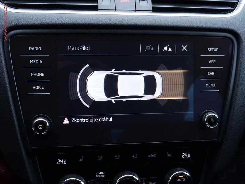 Škoda Octavia (2018) 1.5TSI, 1.maj,ČR, Style, LED - fotka 12 z 16