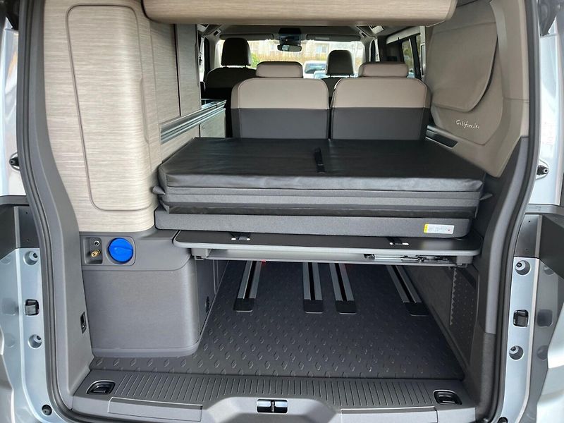 Volkswagen California eHybrid 4M Ocean IQ ACC El.dve - fotka 10 z 10