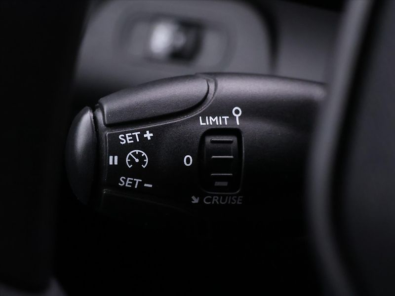 Peugeot Partner 1,2 PT 81kW Klima L1 CZ DPH - fotka 19 z 34