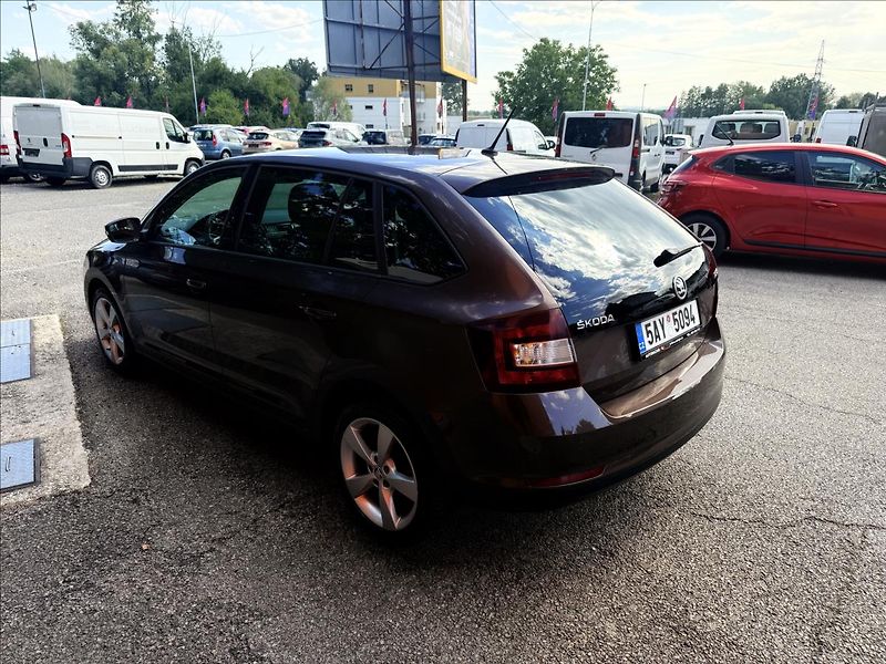 Škoda Rapid 1,2 TSi STYLE PLUS ČR - fotka 7 z 30
