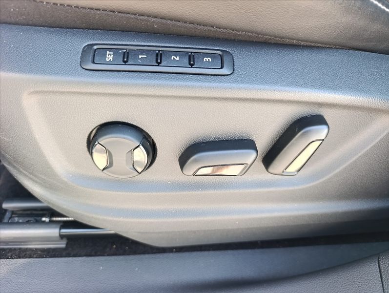 Škoda Kodiaq 2,0 TDi DSG 4x4 7Míst 1maj.ČR - fotka 43 z 43