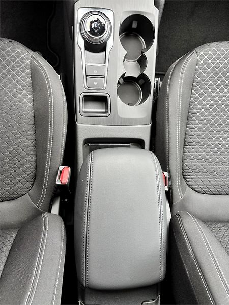 Ford Kuga (2026) Top Edition, 5dveřová, 2.5 Dur - fotka 24 z 34