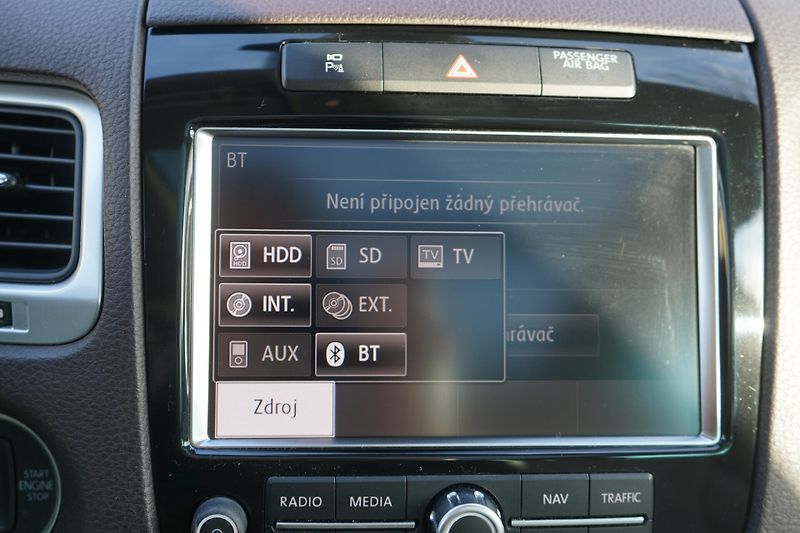 Volkswagen Touareg 180kW Pano 360 Matrix AdTempom - fotka 26 z 39