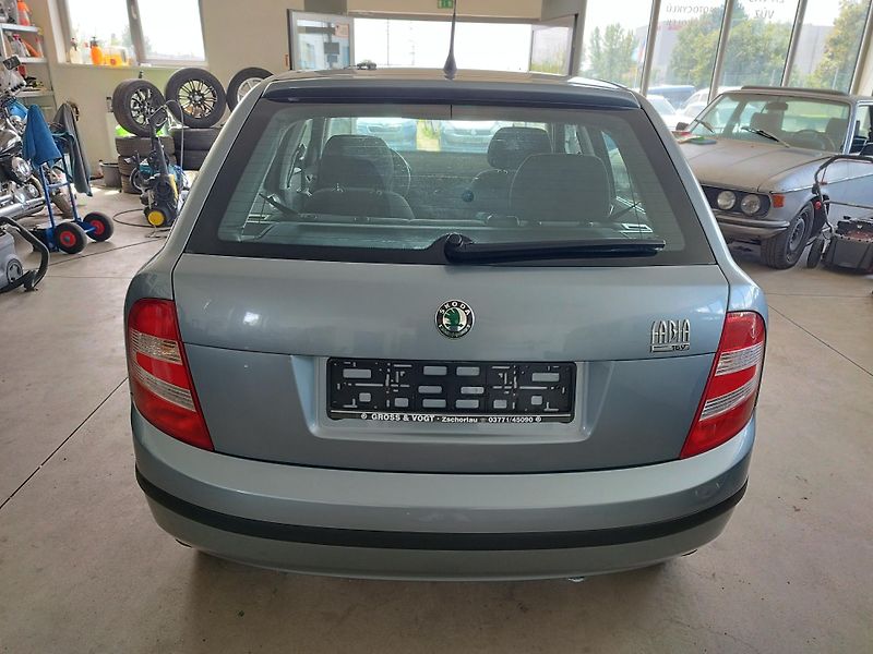 Škoda Fabia (2006) 1,4I,55KW,KLIMA,ALU,NAJ.86tkm - fotka 5 z 44