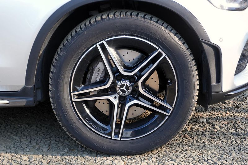 Mercedes-Benz GLC 220d, Vzduch, Ventilace,Záruka - fotka 10 z 41