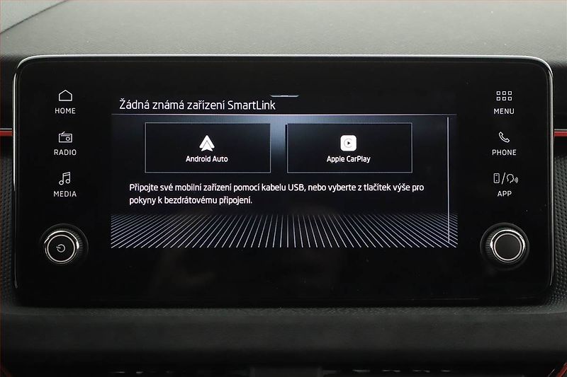 Škoda Kamiq (2025) 1.0 TSI - fotka 13 z 21