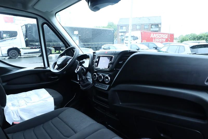 Iveco Ostatní 35 S L4H2 Automat Kamera Klima - fotka 13 z 20
