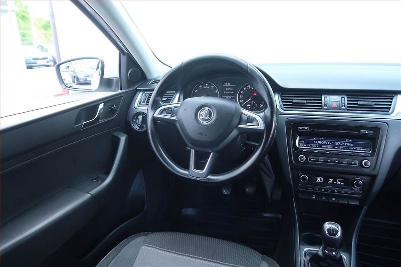 Škoda Rapid (2014) 1.2 TSI, Tempomat - fotka 7 z 20