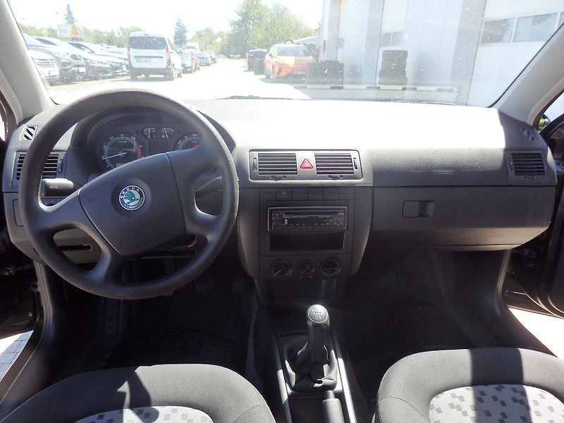 Škoda Fabia 1.4 16V ABS, ZÁVĚS - fotka 12 z 15