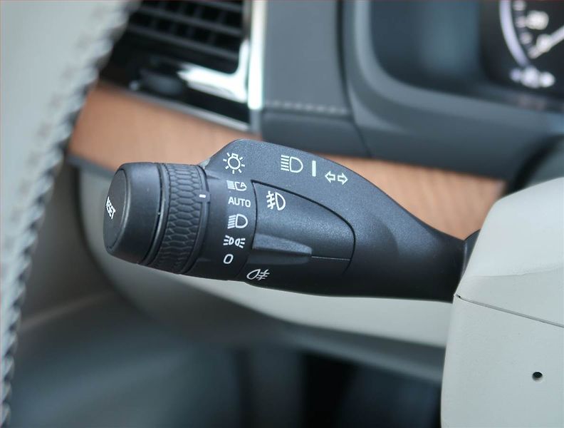 Volvo XC90 (2021) B5 AWD - fotka 21 z 28