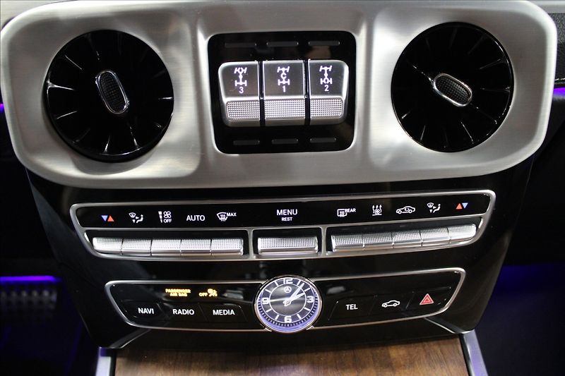 Mercedes-Benz Třídy G 2,9 350d 9G AMG, BURMESTER 4M - fotka 30 z 43