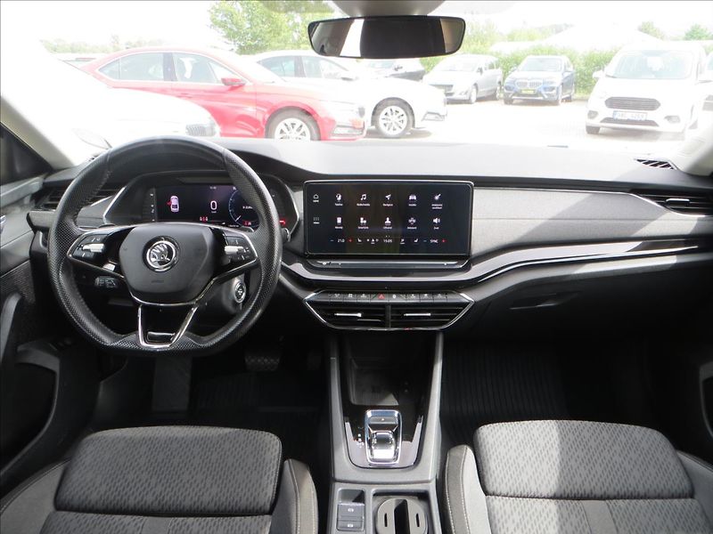 Škoda Octavia 2,0 TDI DSG Style 110kW Tažné - fotka 31 z 31