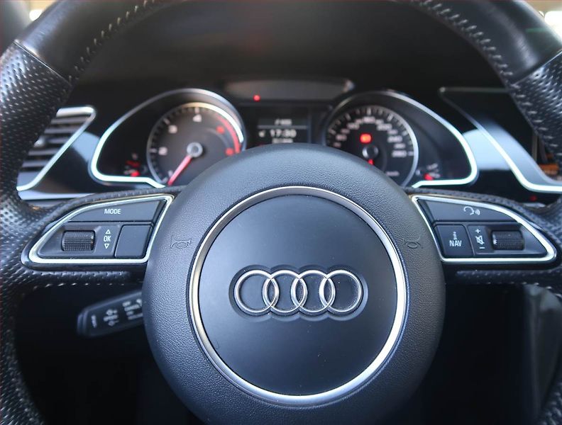 Audi A5 (2016) S-Line 2.0 TDI, 4X4, Automat - fotka 19 z 21