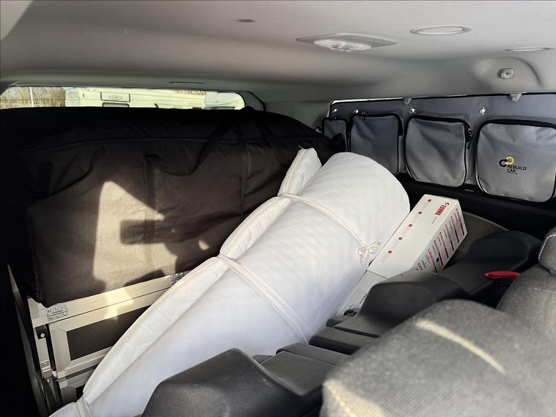Ford Tourneo Custom 2,0 Obytná úprava TDCi L2H1 - fotka 11 z 15