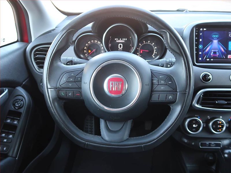 Fiat 500X (2017) 1.4 MultiAir, Automat - fotka 16 z 19