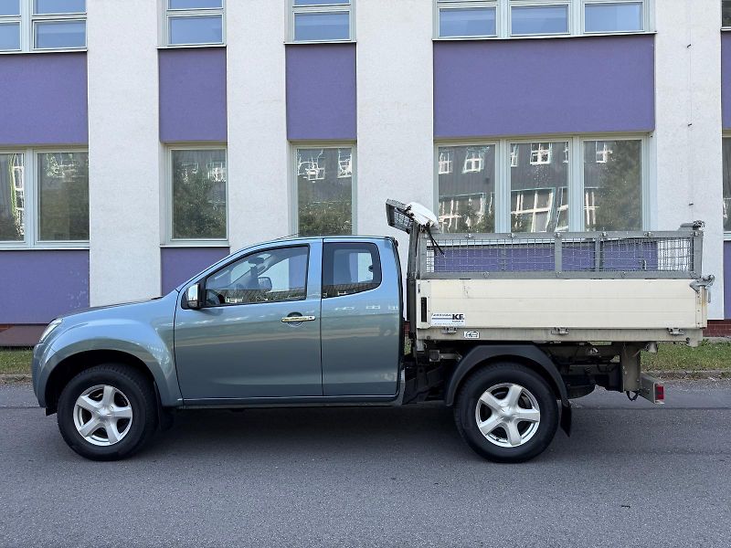 Isuzu D-Max 2,5 TD TT 4x4 / 3 - sklopka  - fotka 3 z 28